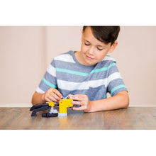 Load image into Gallery viewer, 4M KidzRobotix  - Motorised Robot Hand | Technology / Engineering Kit for Kids Age 8+
