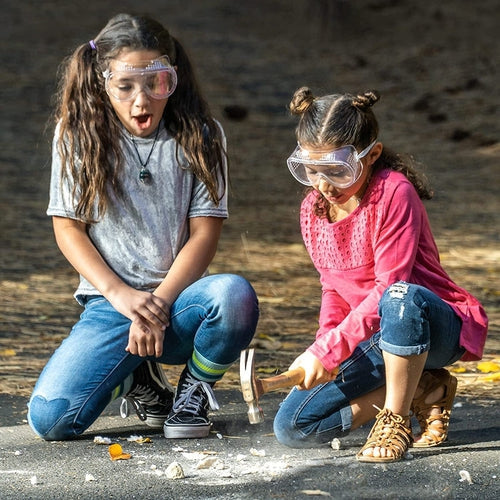 Geodes, Break Open 5 geodes | Science set by National Geographic | Age 6+