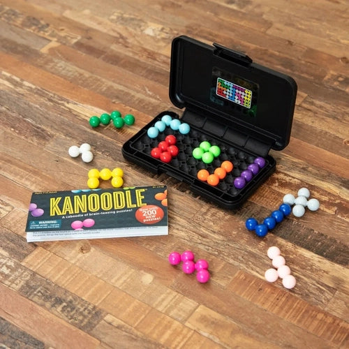 Educational Insights Kanoodle® Game | 200 Brain Twisting Games set for all by Learning Resources | Age 7+