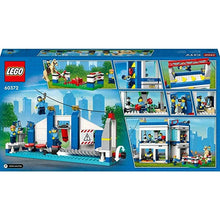 تحميل الصورة في عارض المعرض ، LEGO® City Police Training Academy 60372 مجموعة ألعاب البناء | طقم بناء 823 قطعة للأطفال بعمر 6 سنوات فما فوق
