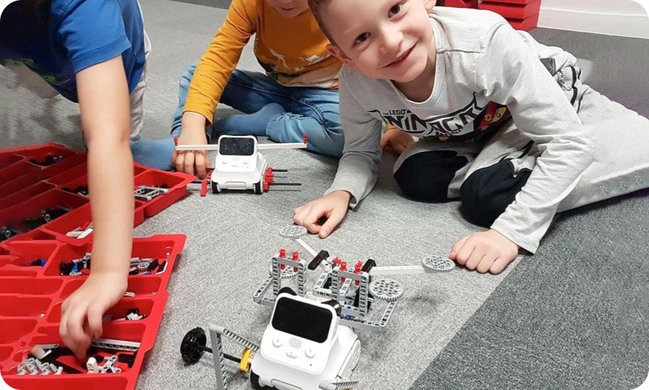Makeblock Codey Rocky: Smart Robot Toy for Interactive Playing and Learning | Tech / Eng Educational Set for Kids Age 6+