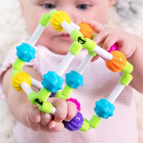 Quubi by Fat Brain Toys | 3 ماہ سے زیادہ عمر کے بچوں کے لیے ابتدائی نشوونما اور تعلیمی بچوں کا کھلونا۔ 